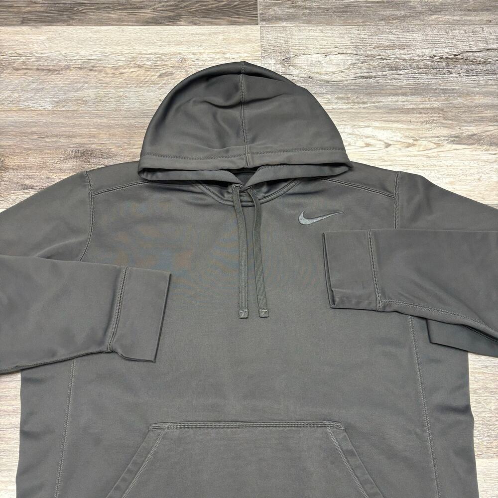 Nike Therma-Fit Gray Mens L Fleece Mini Swoosh Pullover Sweatshirt Hoodie EUC